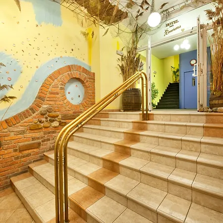Hotel Henrietta-3